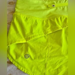 Lululemon speed up 2.5 LR size 2